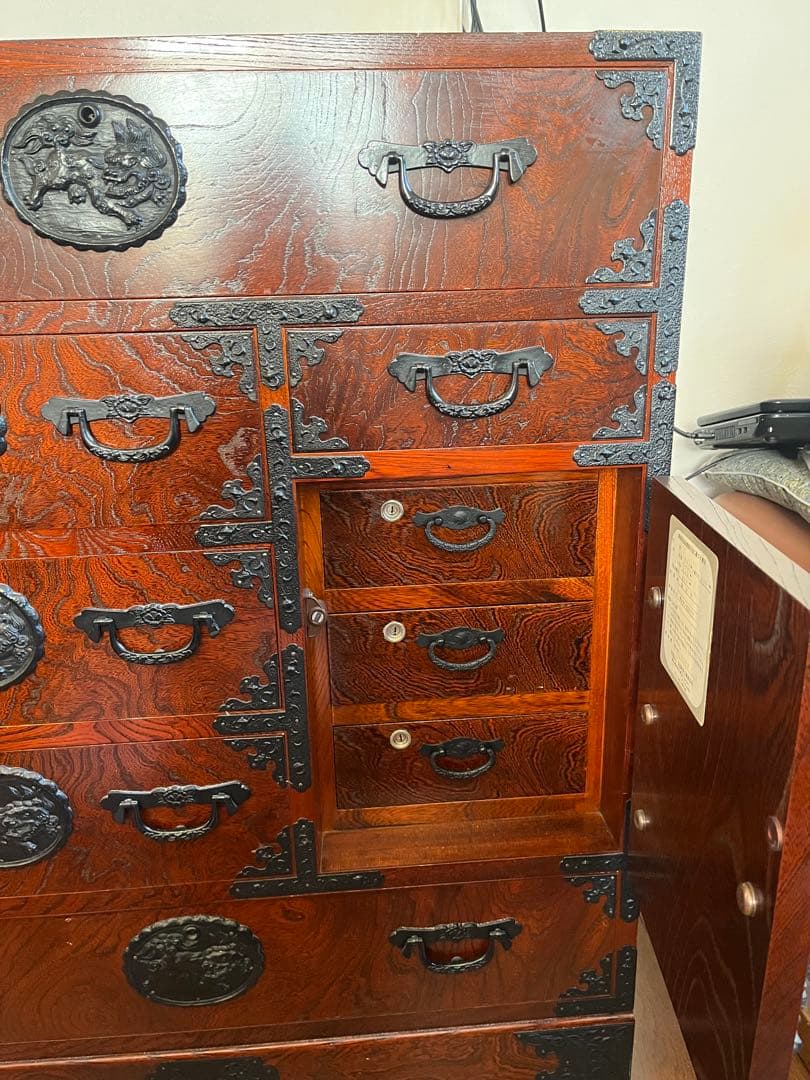 日本の伝統的木製タンス　箪笥　和モダン収納　美品