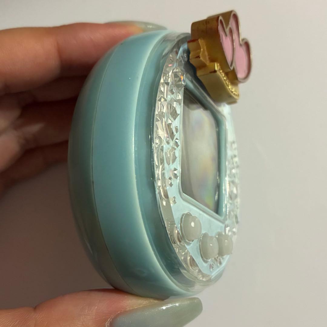 たまごっちp's たまごっちピース　水色　タマデコピアス