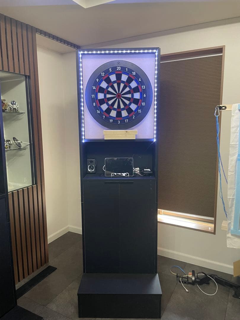 オーダーメイド　ダーツ台　収納スペース付き【引き取り限定】