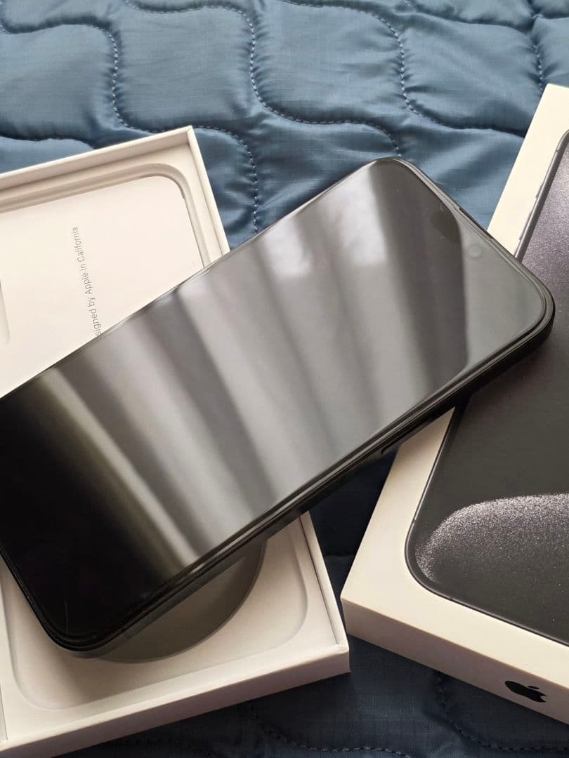 iPhone 15 Pro Max 256GB 　SIMフリー