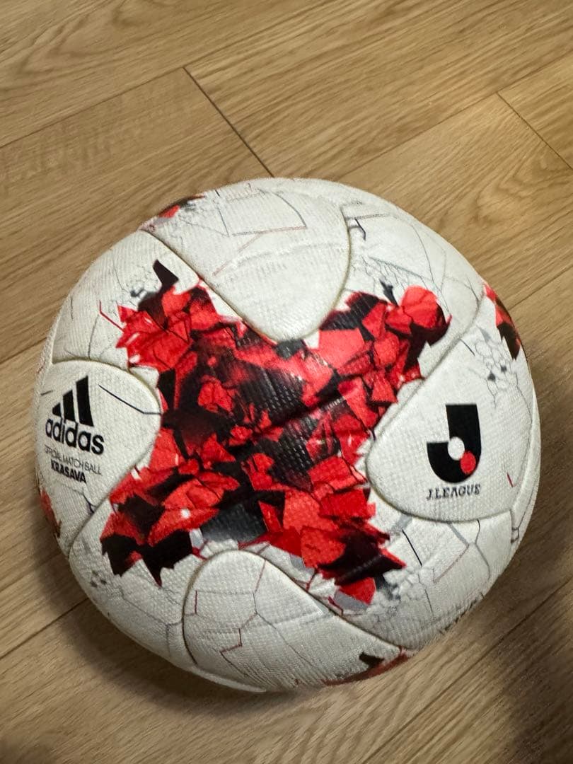 アディダスクラサバ　公式球　サイン付
