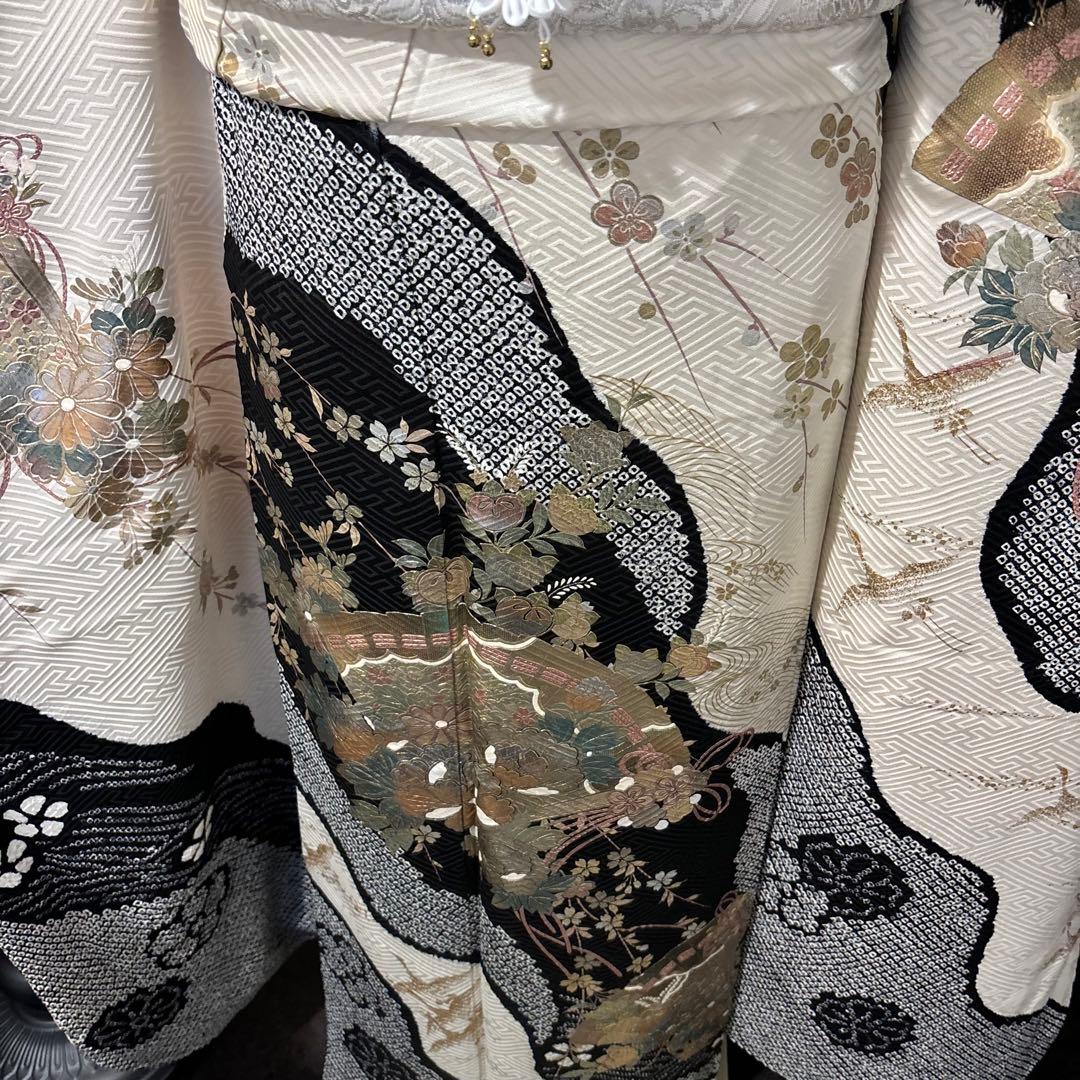美品　白地　地紋　染分け　手絞り　逸品　振袖　フルセット 振り袖