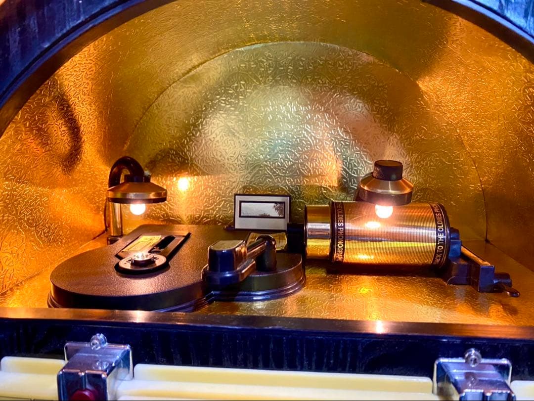 Jukebox LED照明付き アナログプレイヤー