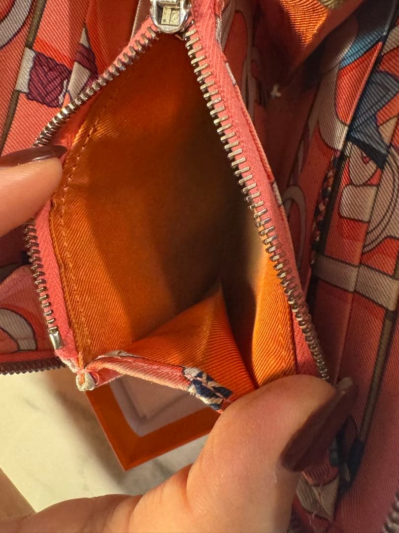 エルメス　アザップ　シルクイン　ミニ財布　ラウンドファスナー 財布