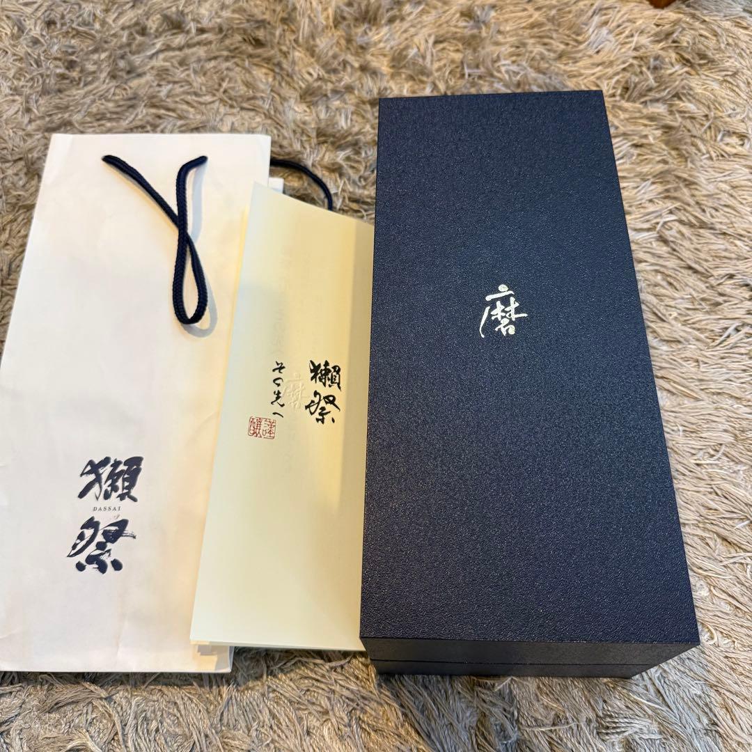 獺祭 磨　その先へ　720ml ギフトボックス付き