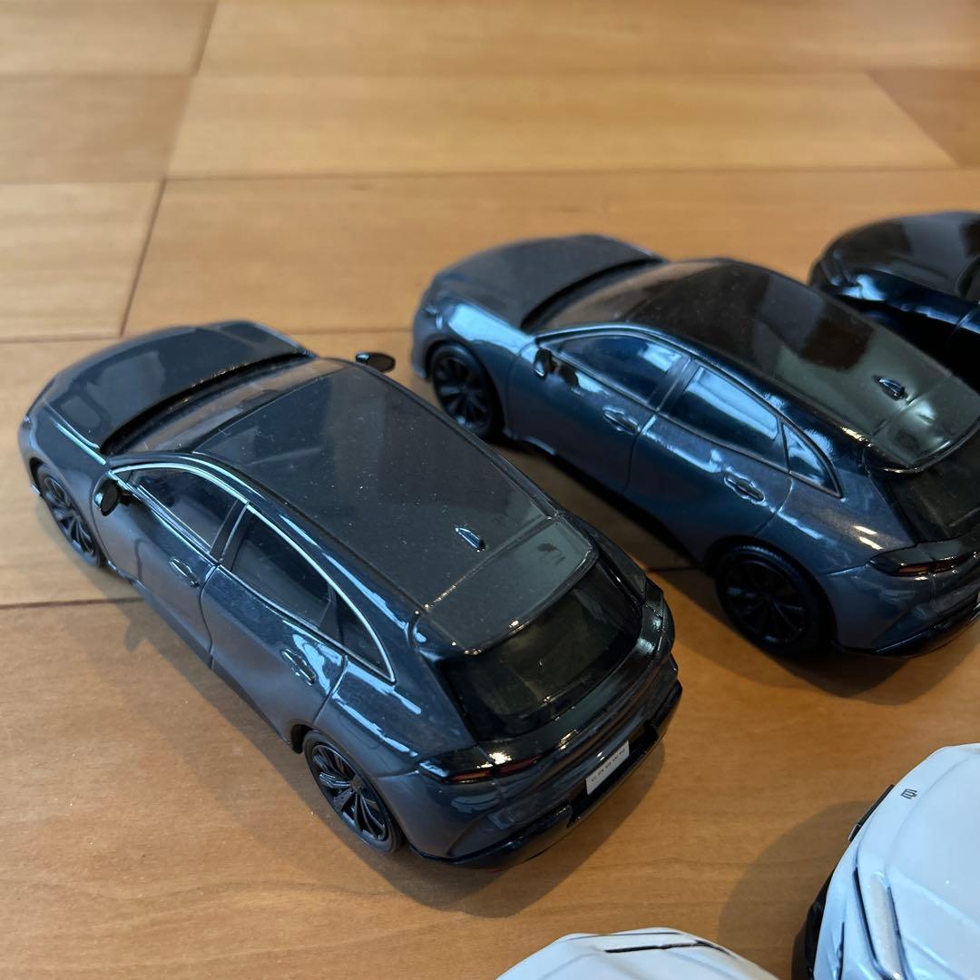 トヨタ クラウンスポーツ ミニカー セット