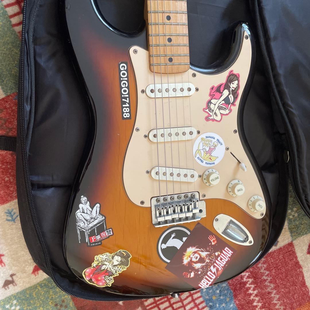 Squier Stratocaster エレキギター