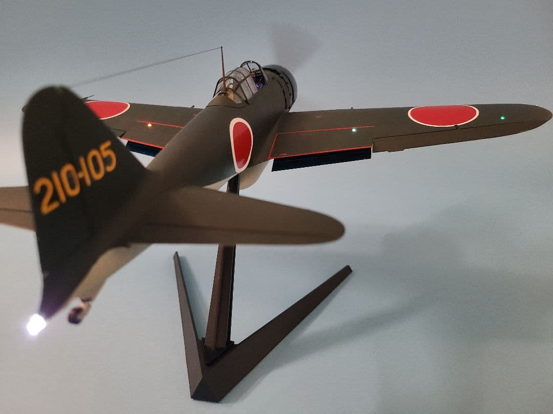 タミヤ 1/32 零式艦上戦闘機52型リアルモーターライズ 完成品 零戦