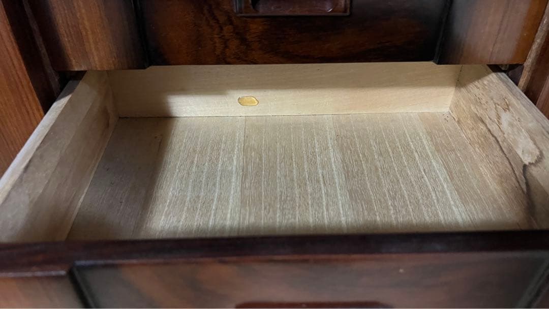 【asaaji】木製ガラス扉キャビネット(他の方は購入不可です)