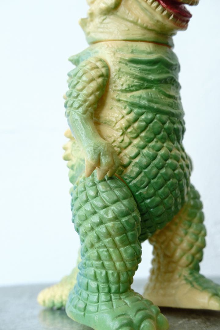 ウルトラマン ベムラー 怪獣 ソフビ