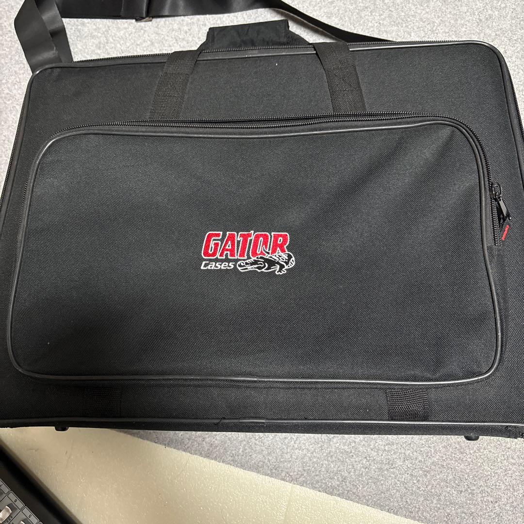 Behringer XENYX QX2442USB ミキサーGATORケース