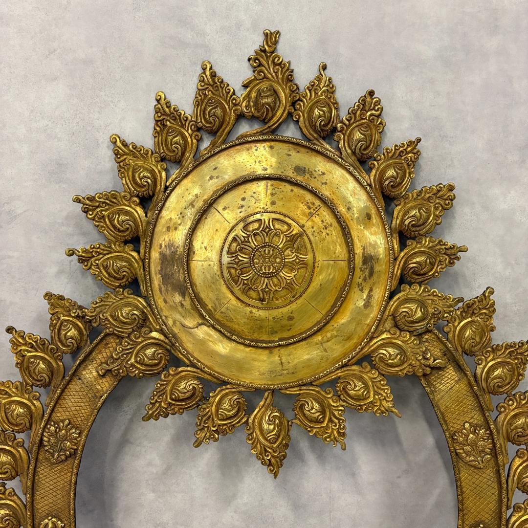 アーチ型光背フレーム／仏像・宗教像用 背面装飾 金属製