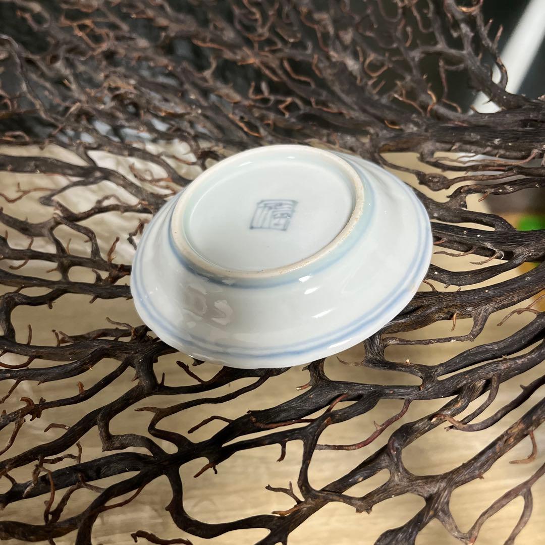 骨董　古伊万里　九谷　染付　角福　花木　丸兎　兎図案　波フチ　豆皿　手塩皿１客