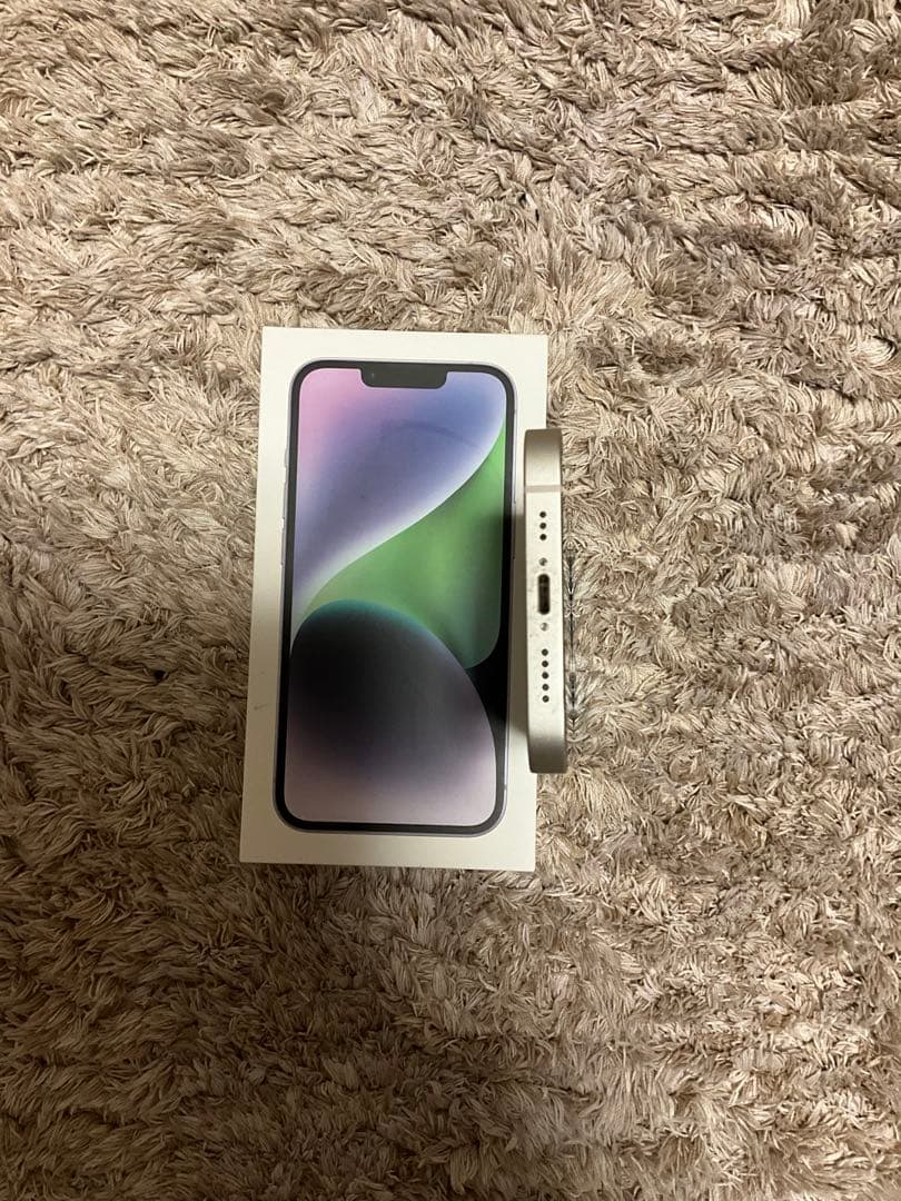 Apple iPhone 13 ホワイト 本体　ジャンク