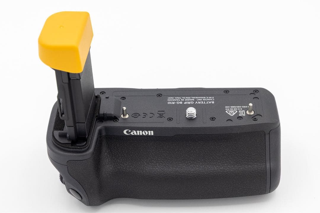 【中古美品】CANON EOS R6 ボディ・バッテリーグリップ・バッテリー２個