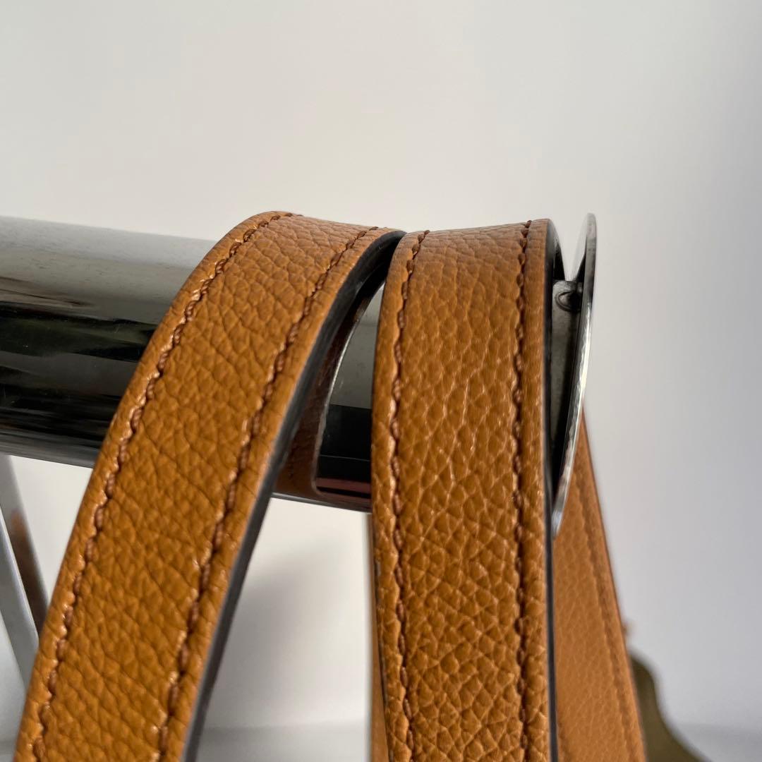 未使用級✨　TOD's タイムレス　トートバッグ　　ブラウン　レザー ロゴ