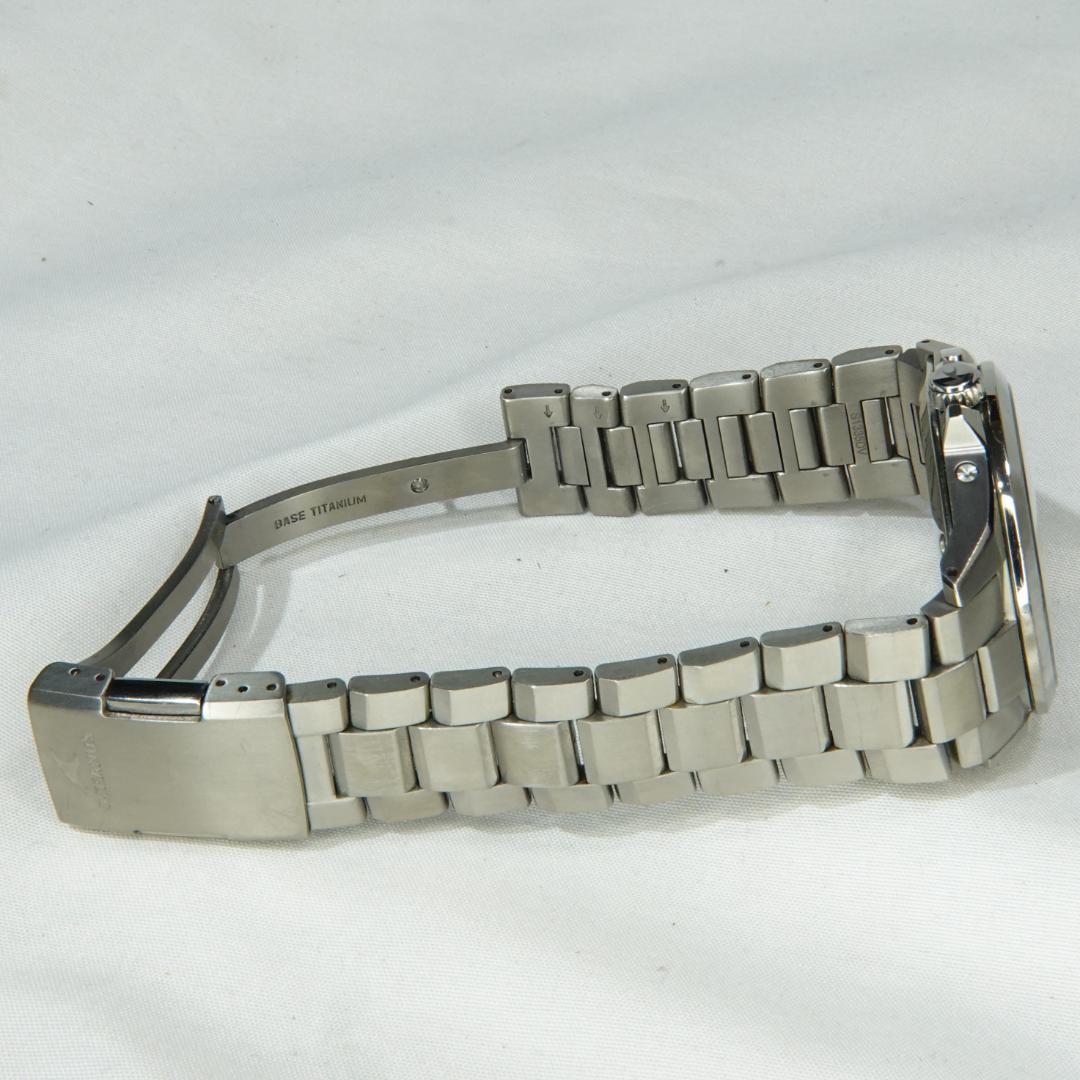 CASIO オシアナス OCW-S100-1AJF 電波ソーラー チタン 軽量