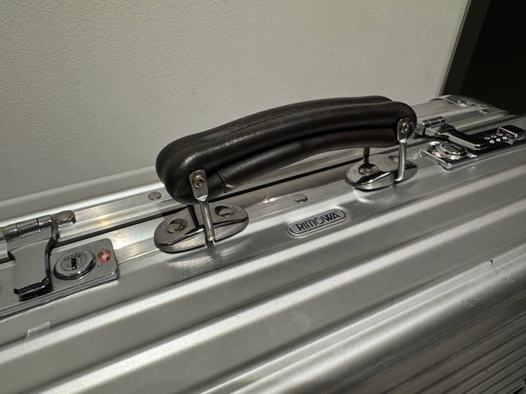 【えんおむすび】RIMOWA CLASSIC FLIGHT 2輪