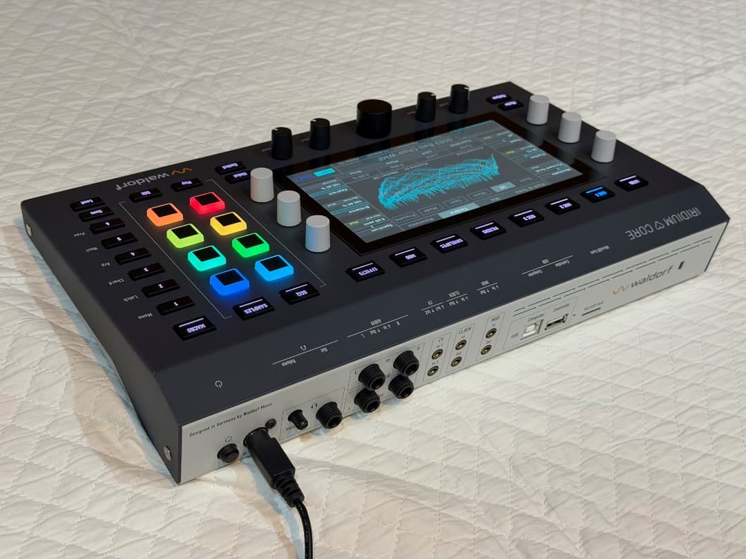 waldorf / IRIDIUM CORE / デスクトップ・シンセサイザー