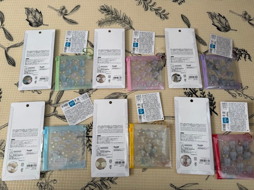 【完全正規品】ボンボンドロップシール　サンリオmini デコパーツ６種セット