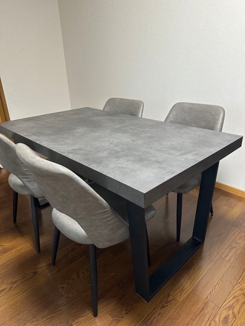 【セット購入推奨】コンクリート調ダイニングテーブル 4人用 モダンデザイン