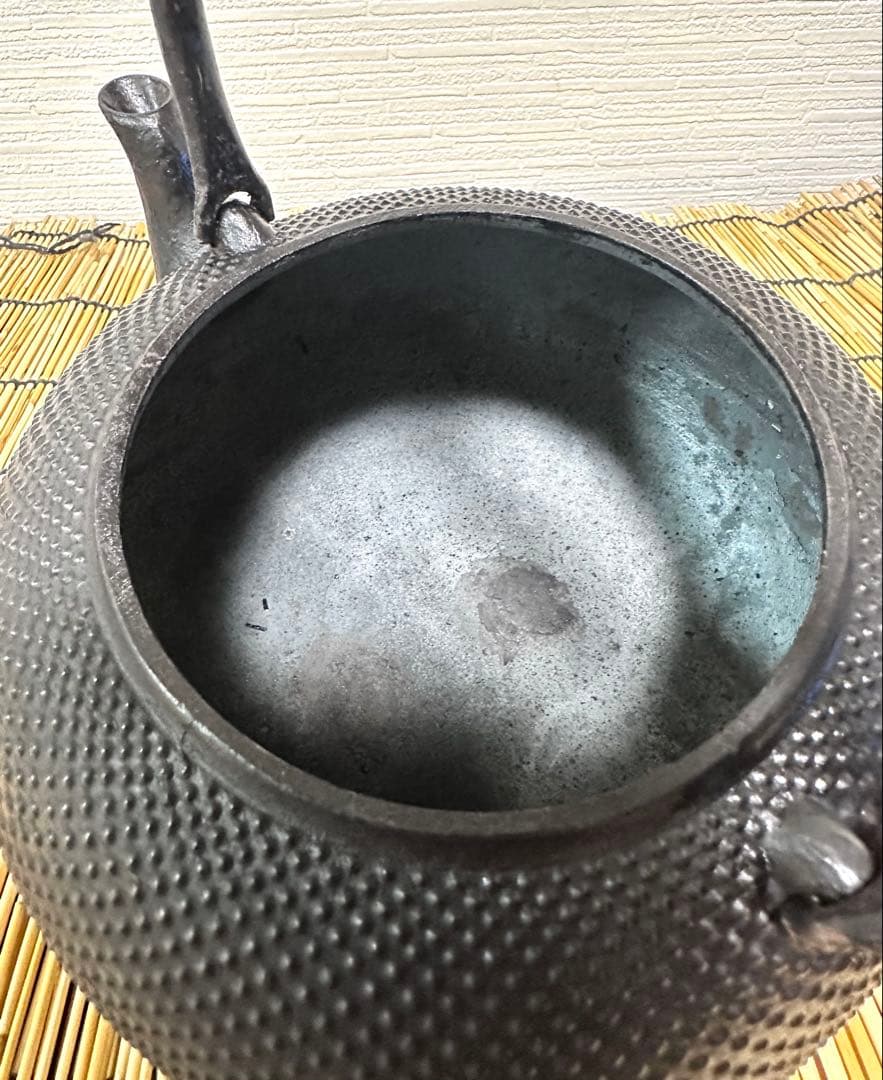 未使用品　南部照光堂 心斎作　木瓜鉉　１８型アラレ　南部鉄瓶　南部鉄器　鉄瓶