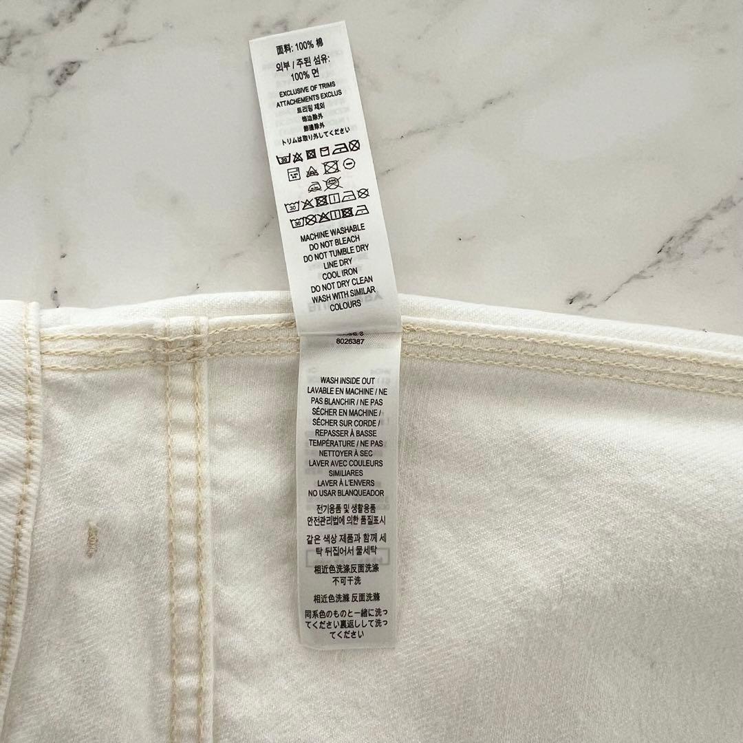 【新品タグ付き】BURBERRY バーバリー 140cm ロゴ 白デニムパンツ