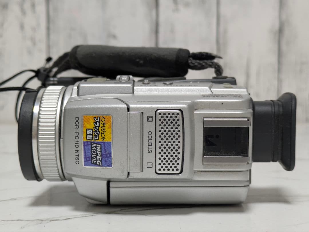 ② SONY　DCR-PC110　MiniDV対応　AVケーブル付き