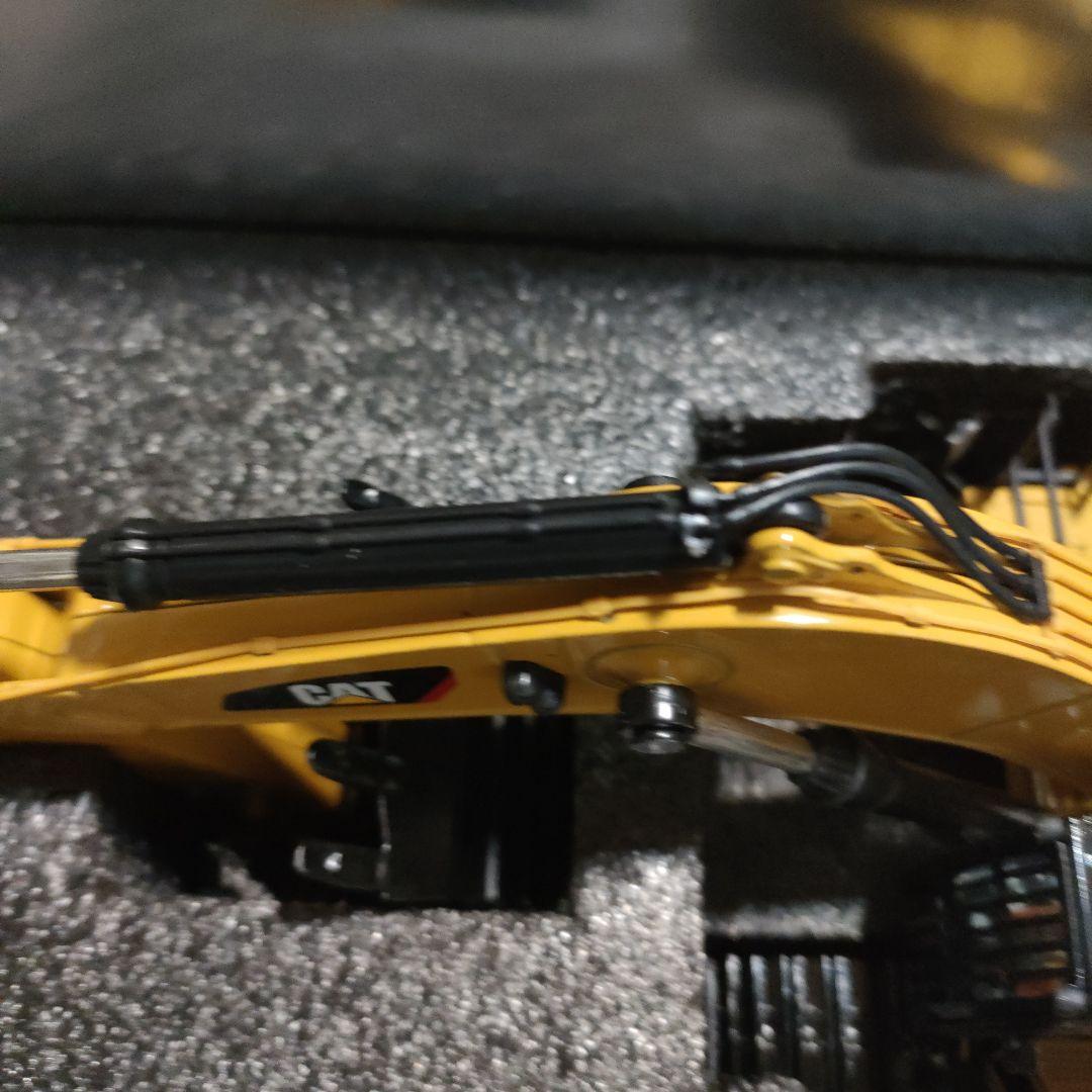 キャタピラー390FL ダイキャストマスター　1:50　コマツ　日立建機