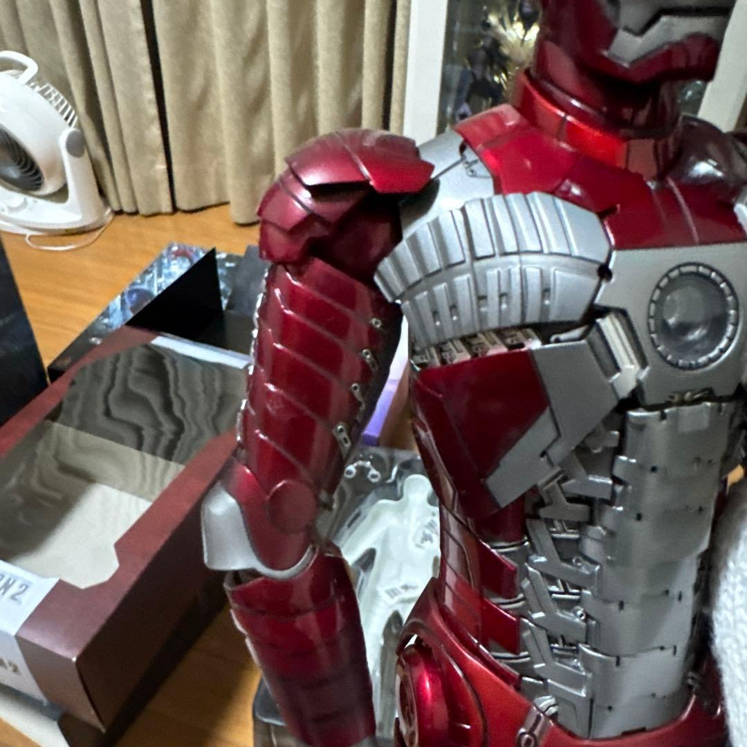 アイアンマン マーク　5 ホットトイズ