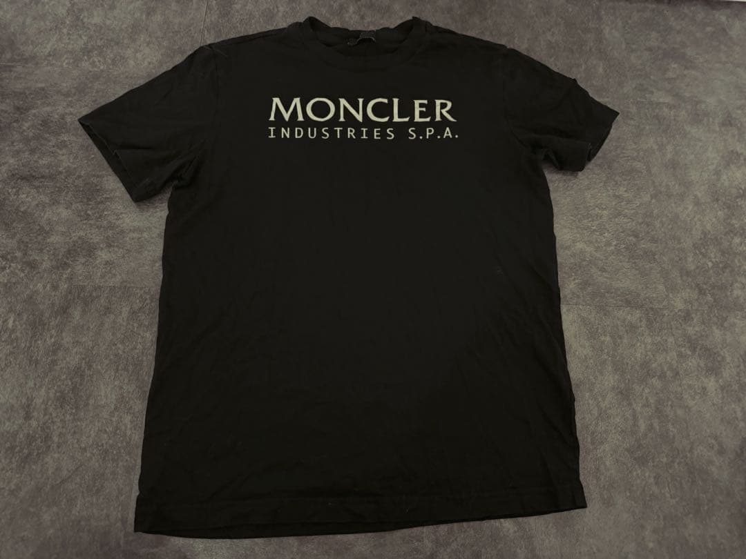 MONCLER ロゴ入りTシャツ