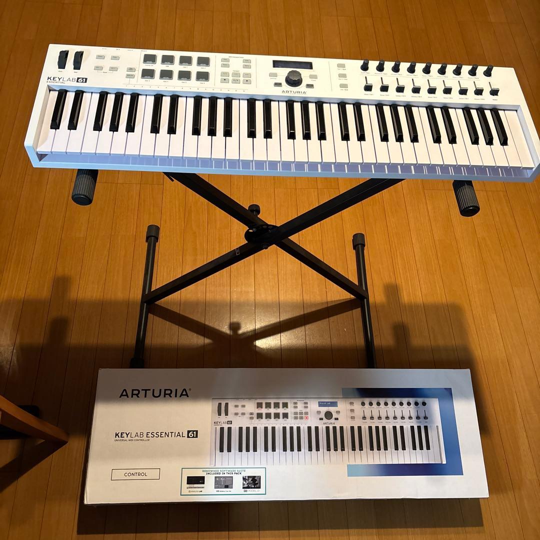 動作確認済み 箱付き ARTURIA KEYLAB 61 MIDIキーボード