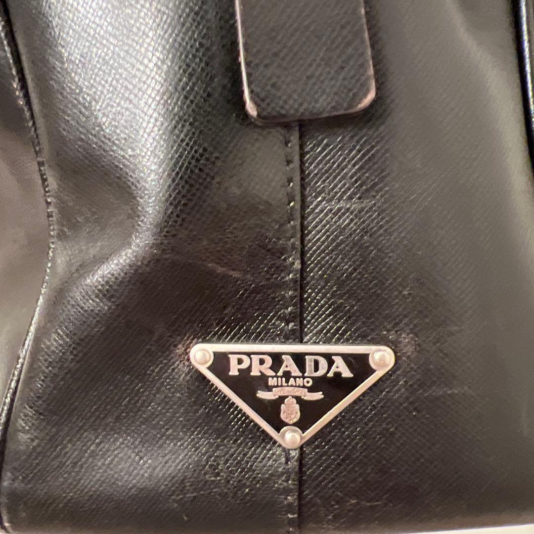 PRADA サフィアーノレザー　ブリーフケース　三角プレート