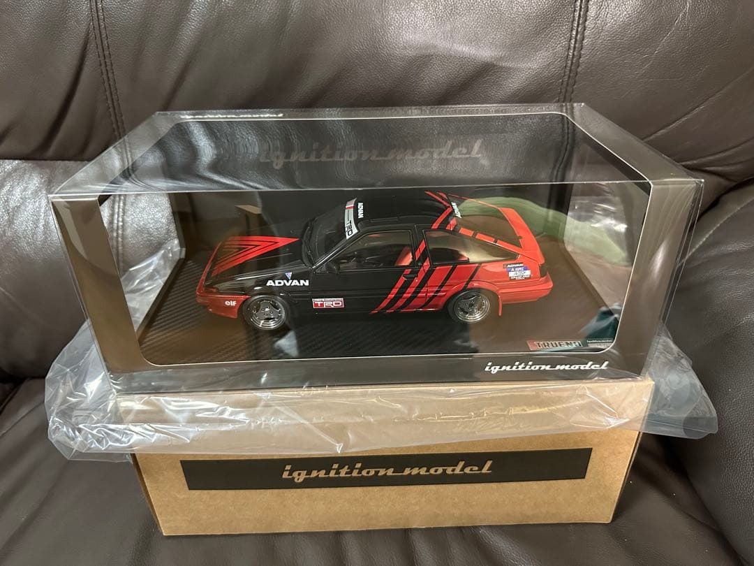 1/18 イグニッションモデル AE86 トレノ ADVAN ignition