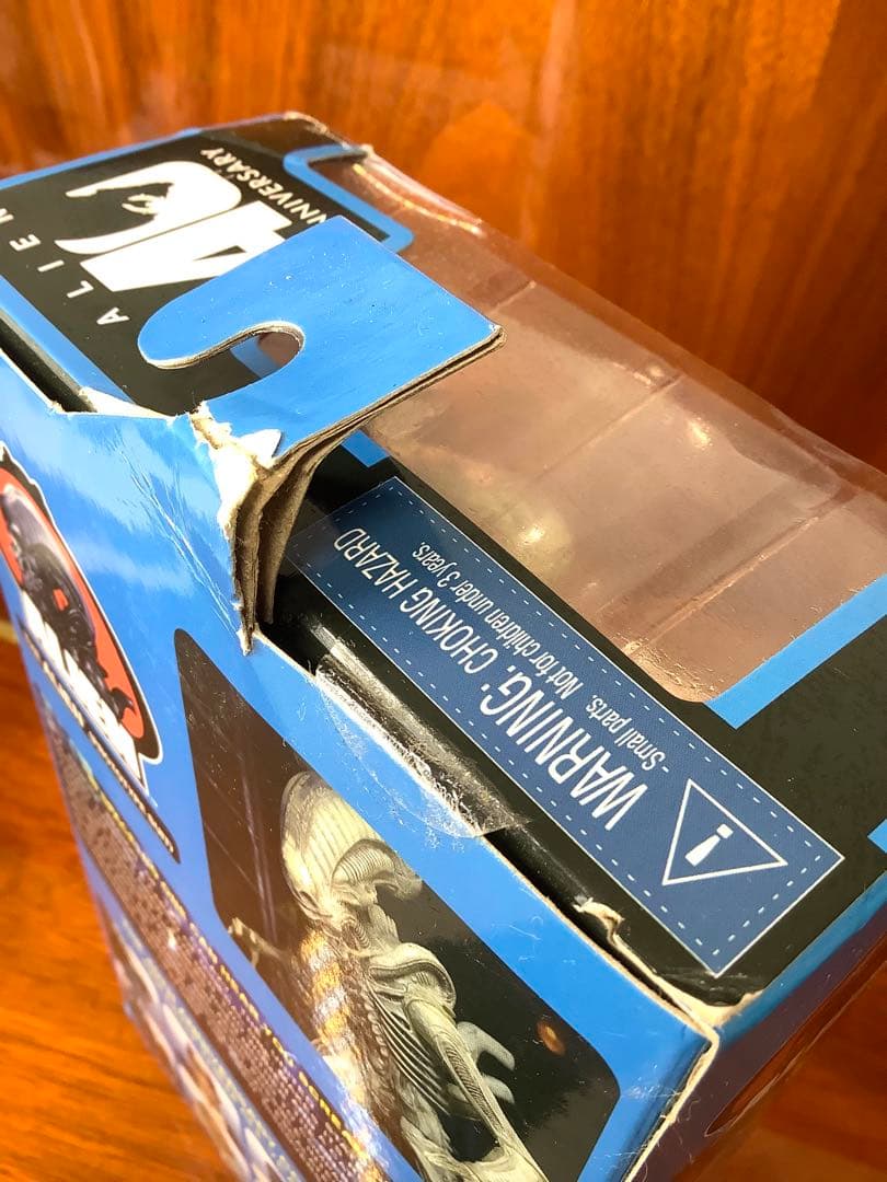 NECA【エイリアン プロトタイプスーツ】