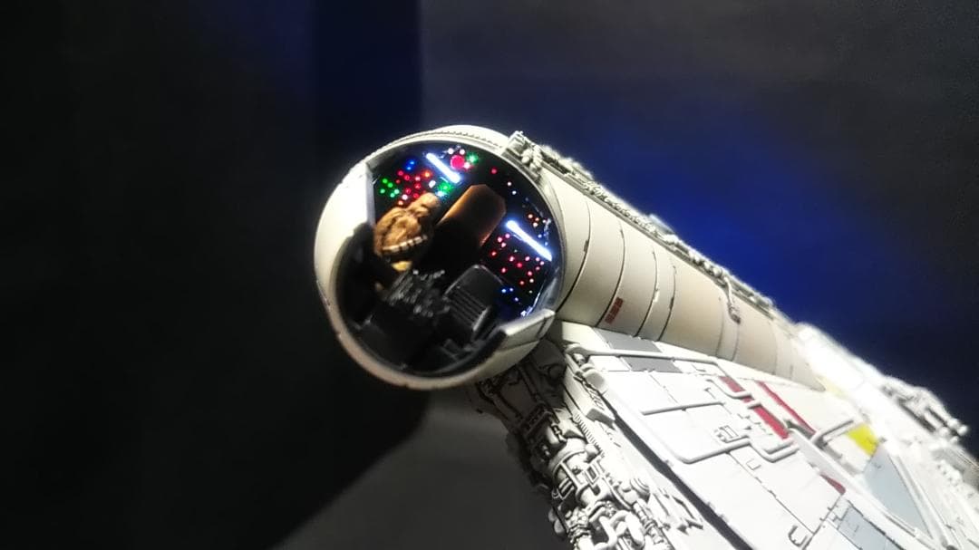 1/144 電飾改修 ミレニアムファルコン 塗装済完成品　 スターウォーズ