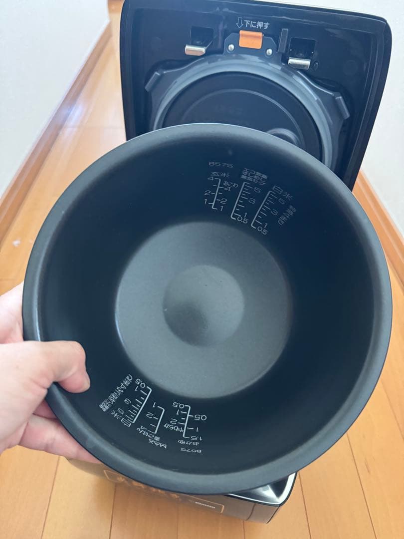象印 nw-la10 圧力IH炊飯ジャー 5.5合炊き 2020年製造