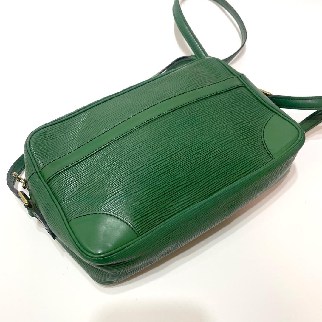 【新春特別価格】Louis Vuitton ルイヴィトン エピ ショルダーバッグ