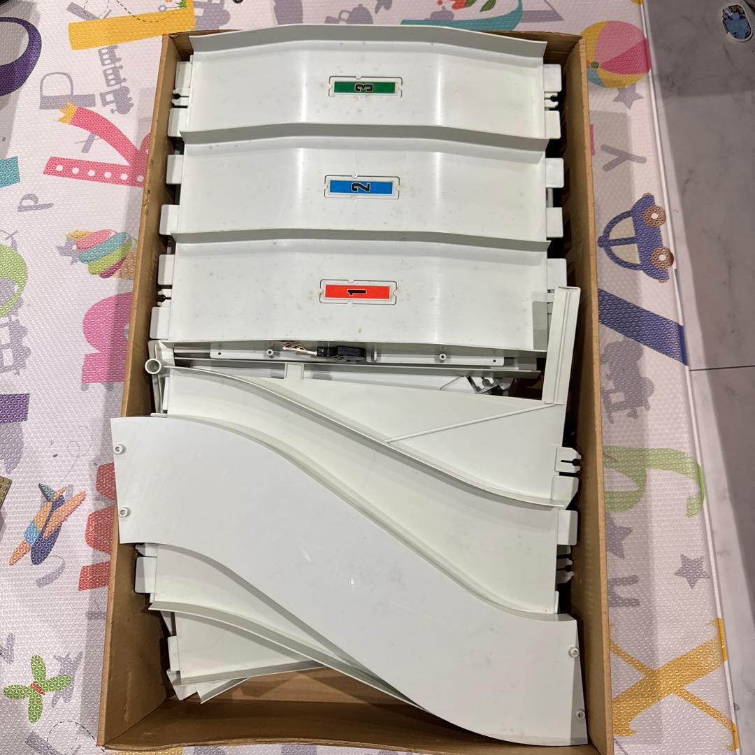 ミニ四駆コース　小型4WD競技コース　曲線ハイガードレール　組み立て式