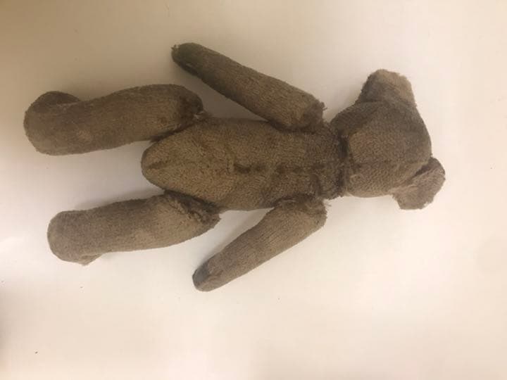 希少な年代物のアンティークテディベア　steiff社