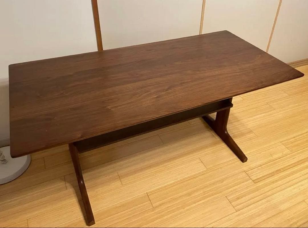 【送料込み】無印／リビングでもダイニングでもつかえるテーブル２・ウォールナット材