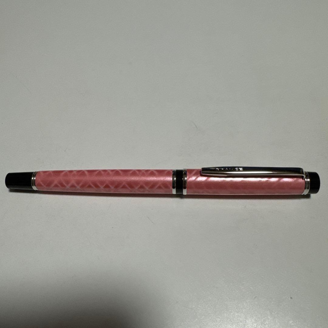 パイロット　万年筆　2015年限定万年筆　グランセ　珊瑚　限定版　中字　Ｍニブ