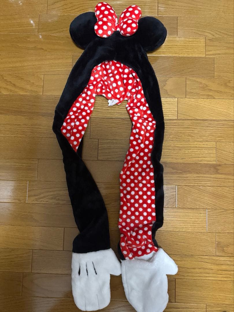 ミニーのマフラーキャップ