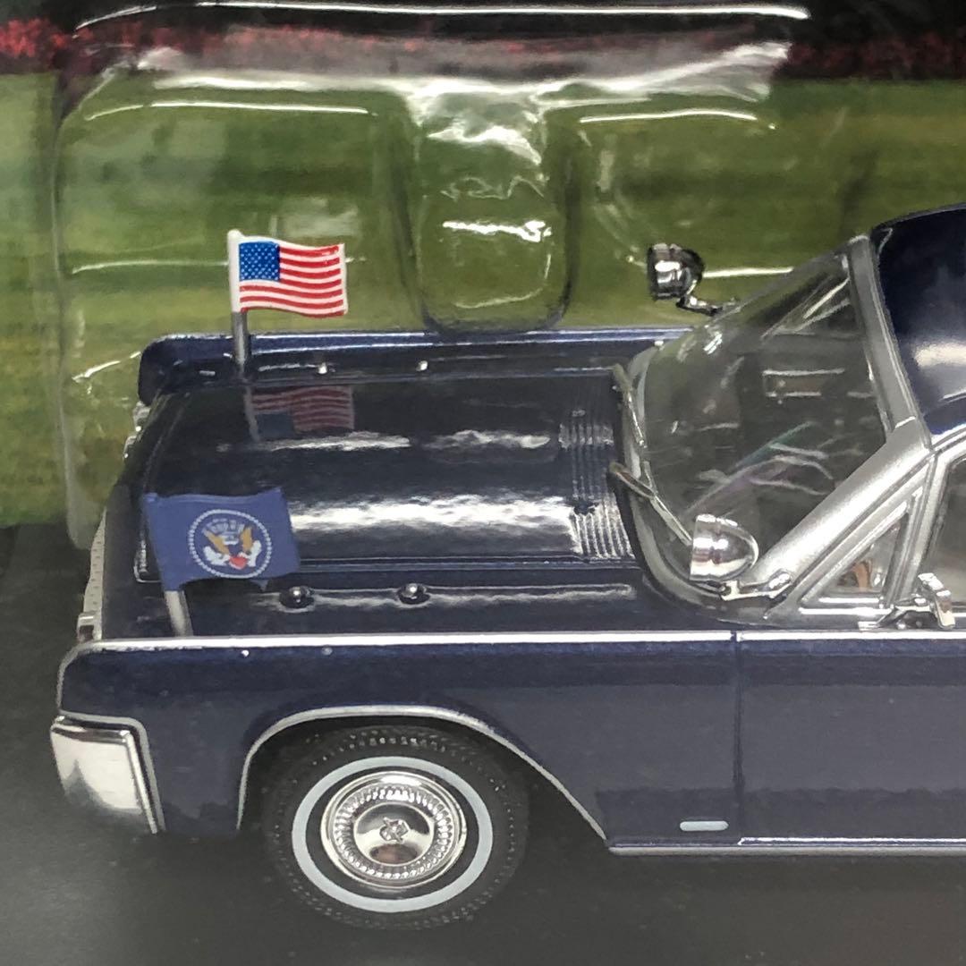 グリーンライト1961 Lincoln Continental SS-100-X