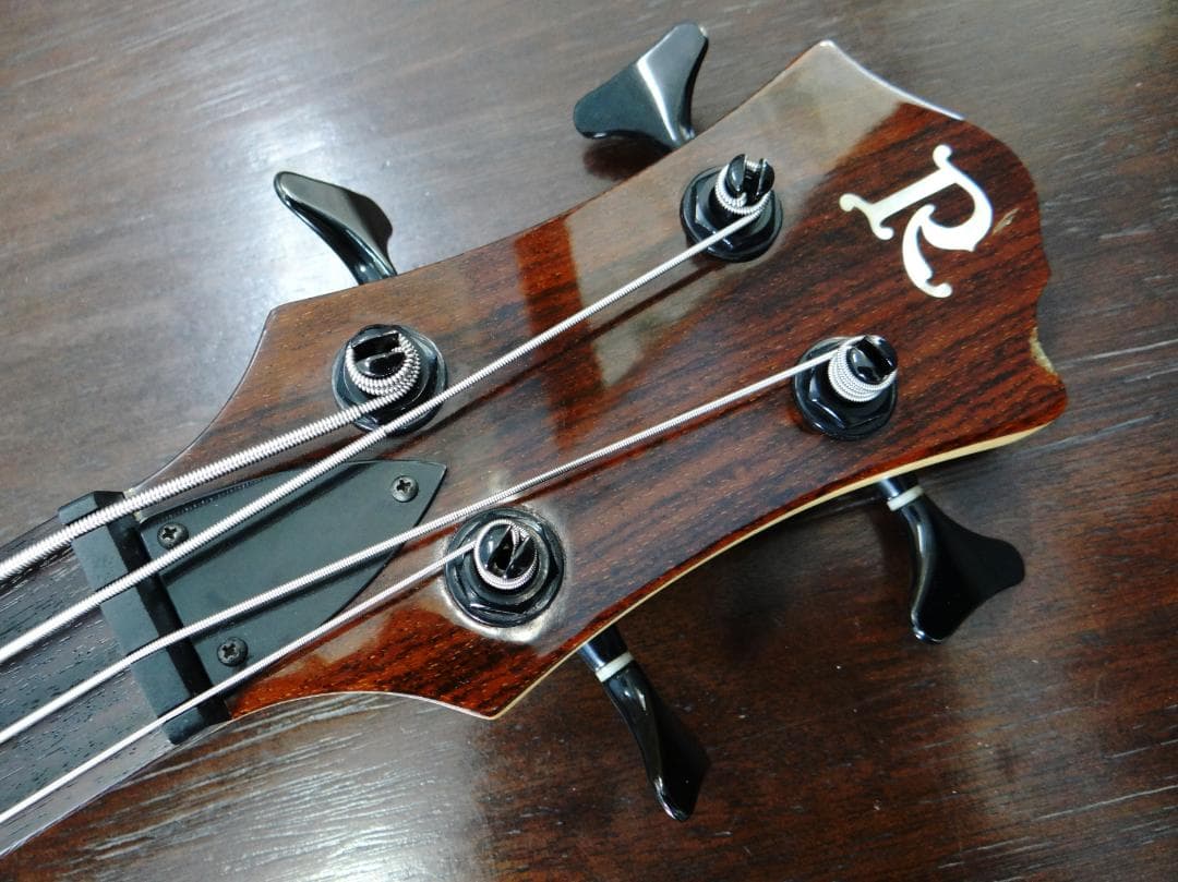 B.C.Rich MOCKINGBIRD BASS モッキンバードベース