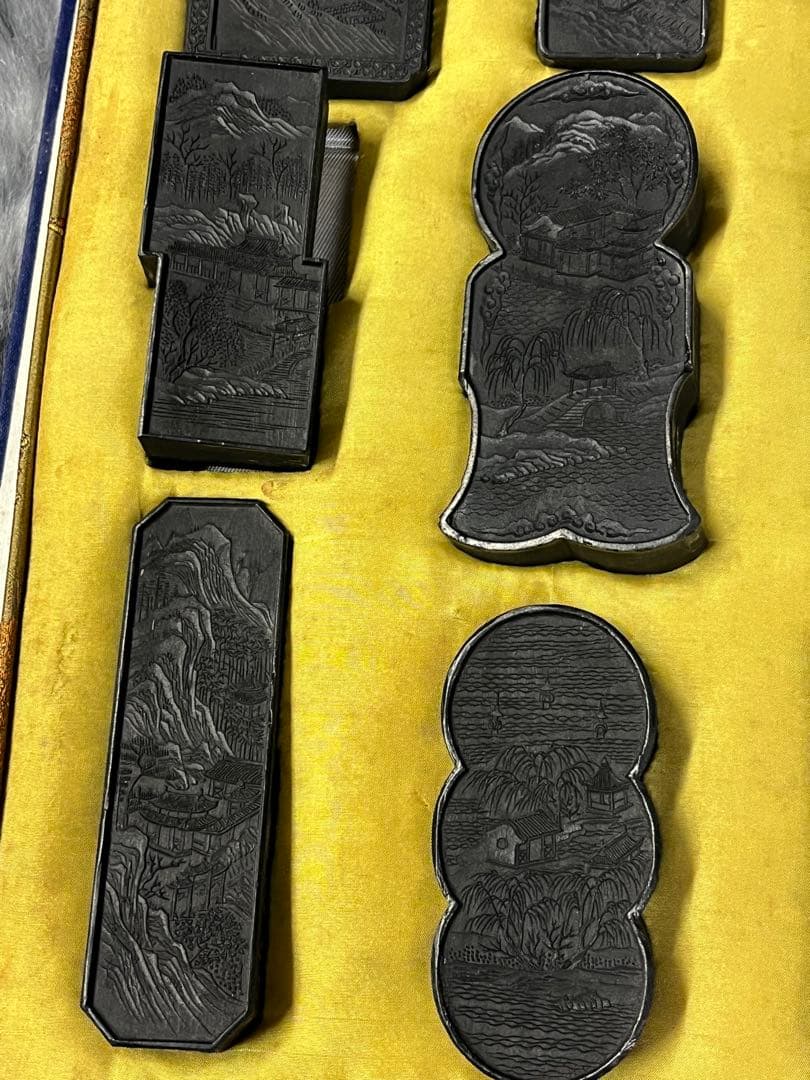 中国　書道　古墨　希少 珍品 唐墨 古墨 固形墨 中国美術 古玩 共箱 紙箱