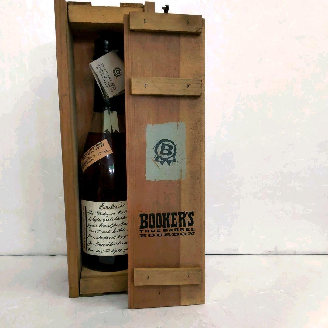 ブッカーズ   木箱入り