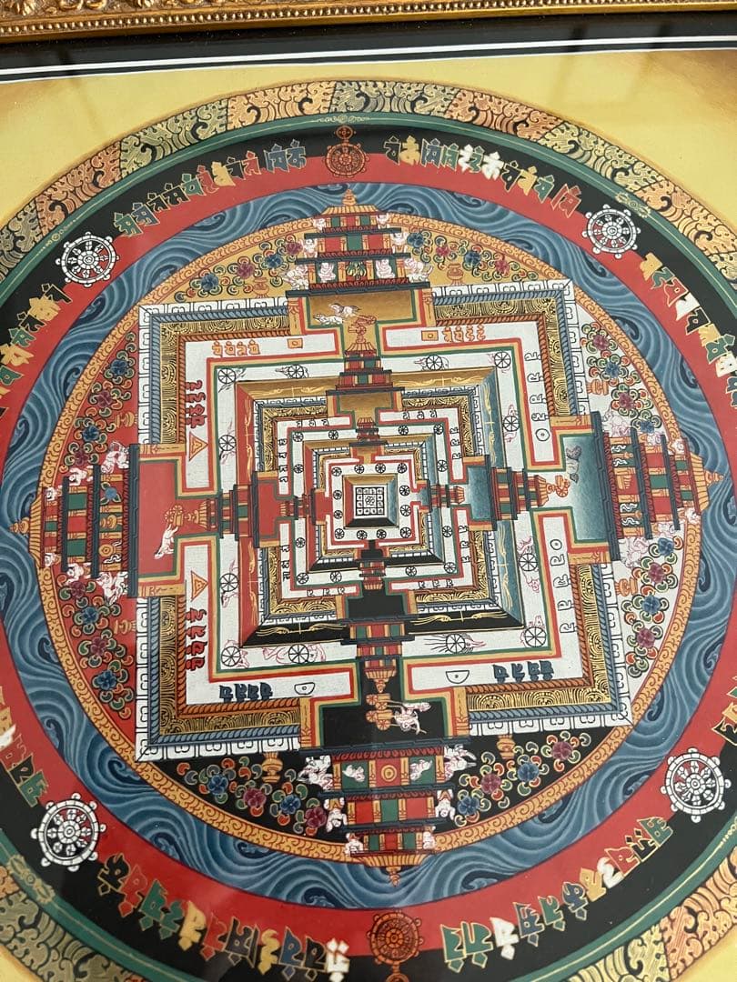 値下げしました曼荼羅アート 金色フレーム