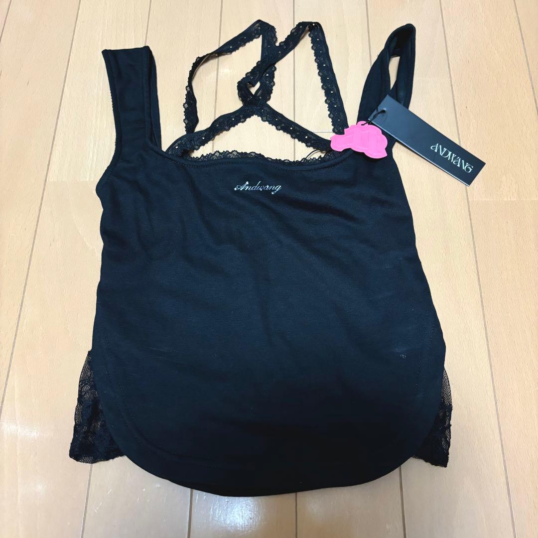 【限定値下げ・新品】andwang Cross lace tanktop 黒