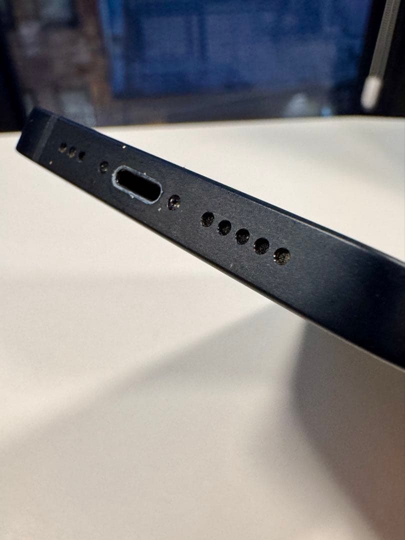 【美品】Apple iPhone 13 ミッドナイト バッテリー残量100%